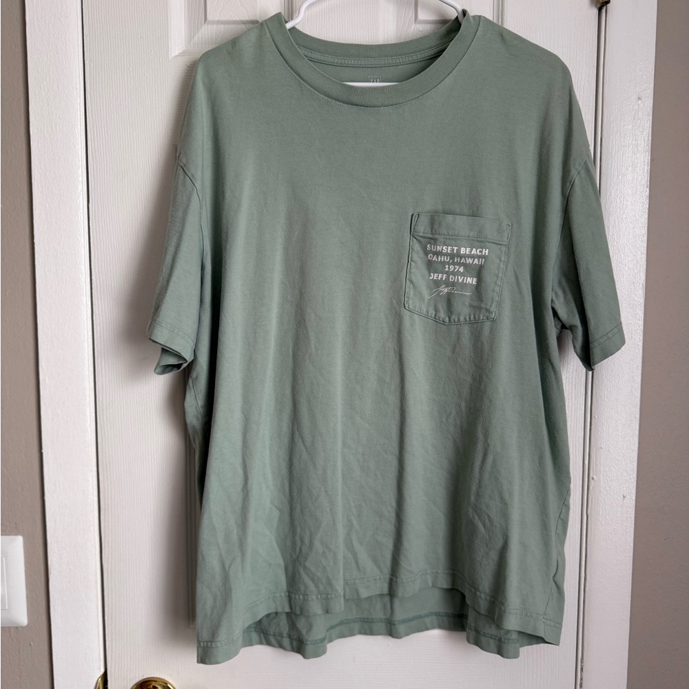 H&M Men’s Sunset Beach Oahu Hawaii T-Shirt